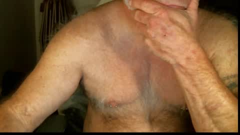 northcountryguy762 online show from November 8, 1:53 am