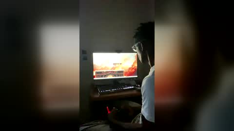 notscott79 online show from August 6, 1:11 am
