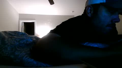 nuttincowboy727272 online show from June 2, 12:55 am