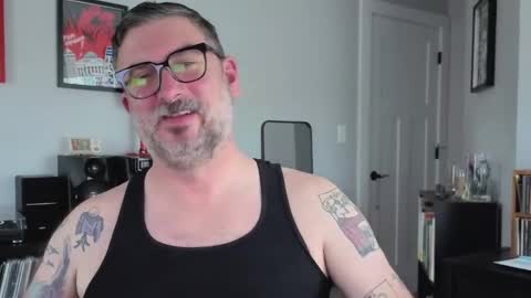 Office Dad online show from September 23, 6:18 pm