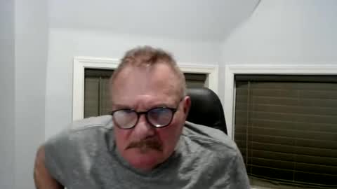oldguybigd online show from July 5, 4:19 am