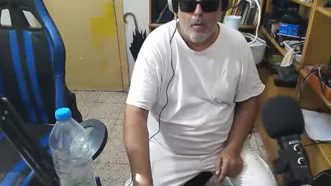 olegariooticario784770 online show from May 28, 12:36 pm