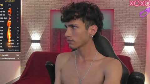 Oliver fast online show from December 13, 3:11 pm