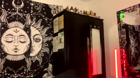 Oliver fast online show from November 28, 7:22 am