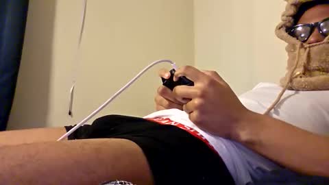 Ollie online show from May 16, 10:08 pm