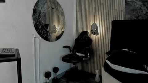     ... online show from July 5, 7:32 pm