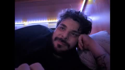 onecrew1 online show from February 2, 6:05 pm