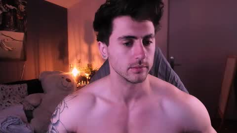 Oscar online show from September 26, 9:01 pm