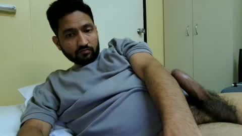 outdoornakedguy11_007 online show from July 22, 1:03 pm