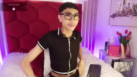 Owen online show from June 27, 5:21 am