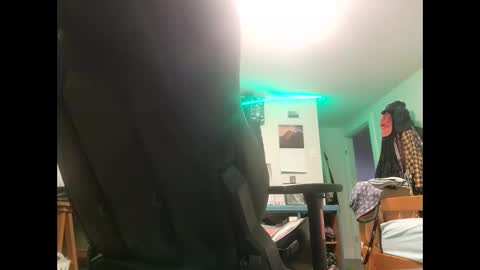 ozzy727 online show from March 16, 1:01 am