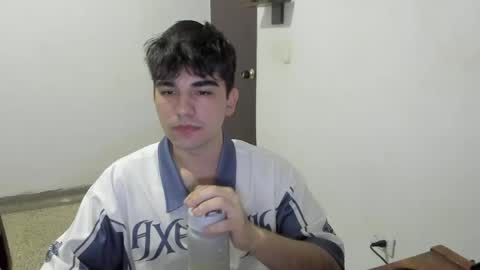 pakun_ online show from April 10, 1:34 am