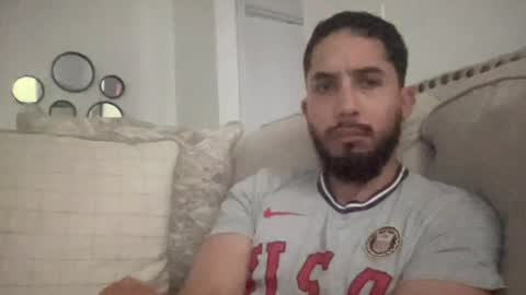 papicubano_guapo23cm online show from May 25, 11:38 am