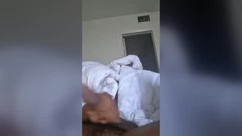 papisweet98 online show from July 26, 1:30 pm