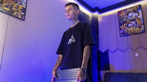 Paulo online show from February 23, 8:54 pm