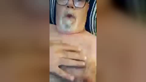 peloncito10 online show from July 17, 9:32 pm