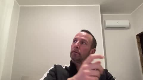 peppinslosqualo online show from March 8, 8:35 pm