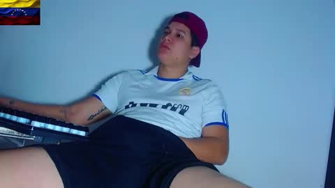 AdnierGnz online show from March 13, 2:35 pm