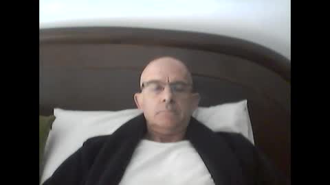 pikuz47 online show from January 13, 1:28 pm