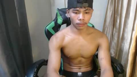 pinoy_fuckboy69 online show from April 11, 5:36 am