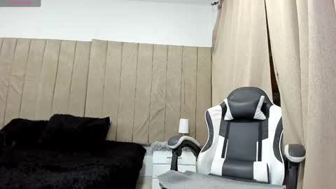 pipe hot04 online show from May 22, 3:22 am