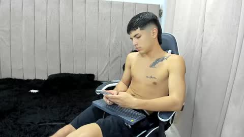 pipe hot04 online show from May 8, 8:15 am