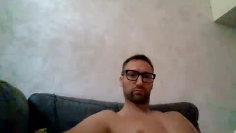alex e lay online show from July 28, 10:12 am