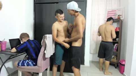   online show from December 27, 2:12 pm