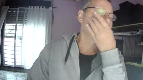 Polako online show from April 8, 9:23 pm