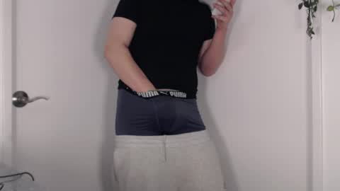 tuffeetz online show from March 31, 11:45 am