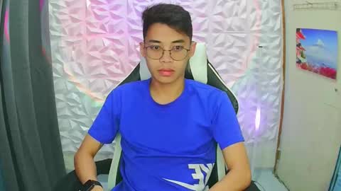 prince_harrison online show from November 12, 8:25 pm