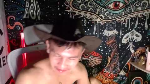 ralfhuge24 online show from May 26, 11:12 pm