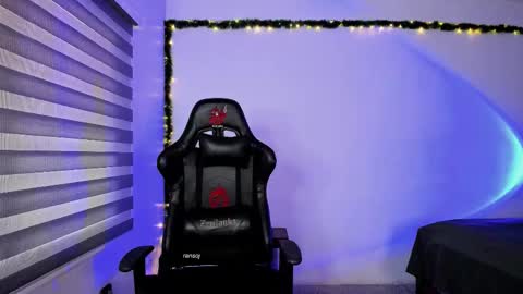 Jonas online show from March 22, 3:28 pm