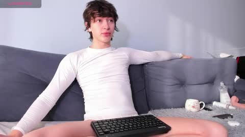 Alan online show from April 14, 4:45 am