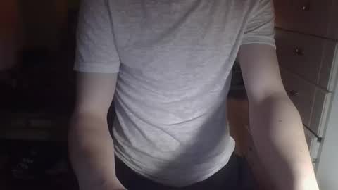 red_star_96 online show from February 9, 12:29 am