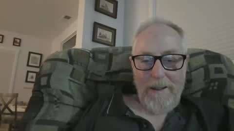 dady online show from January 1, 3:23 am