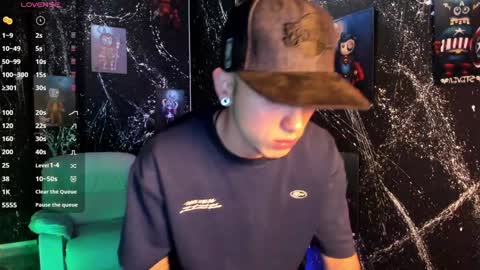 Rey online show from February 8, 4:36 am