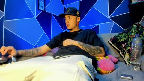 Rey online show from December 10, 3:19 am