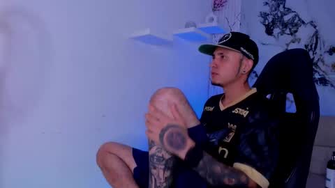 Rey online show from February 18, 5:05 am