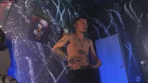 Rey online show from October 10, 1:54 am