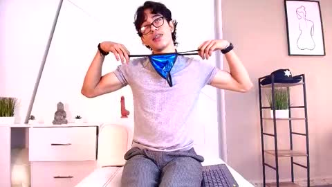 rick_flame06 online show from March 3, 1:40 pm