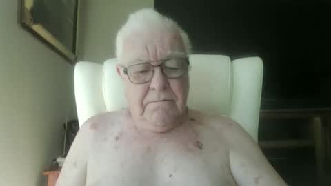 riversdave122 online show from May 13, 2:58 pm
