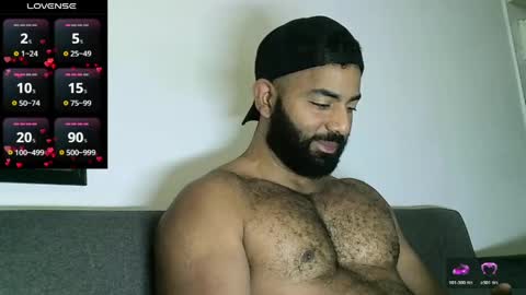 SebasRoa online show from April 9, 5:30 pm