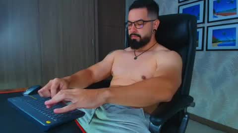 Robby online show from June 15, 10:24 pm