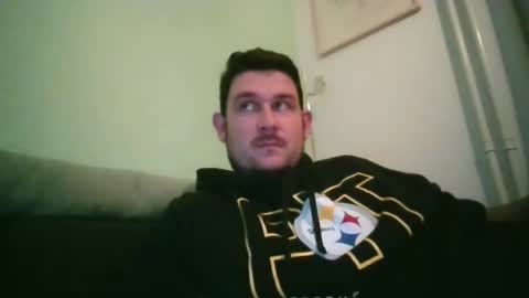 Robin online show from November 10, 9:20 pm