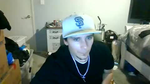 Rob witha 8 online show from November 22, 1:16 am