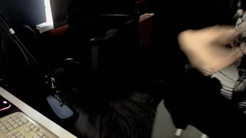 RocketManChannel online show from November 5, 6:37 am