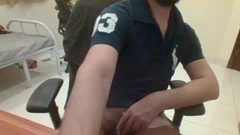 rockysam090 online show from June 21, 11:21 pm
