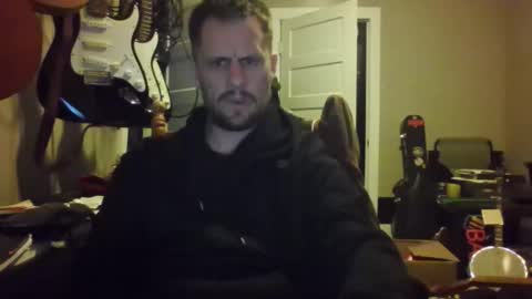 ronniejohnston13 online show from March 22, 7:57 am