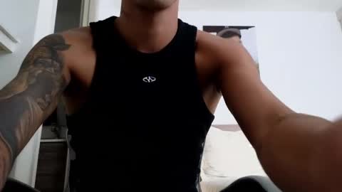  R U S S E L L  online show from April 2, 8:38 pm